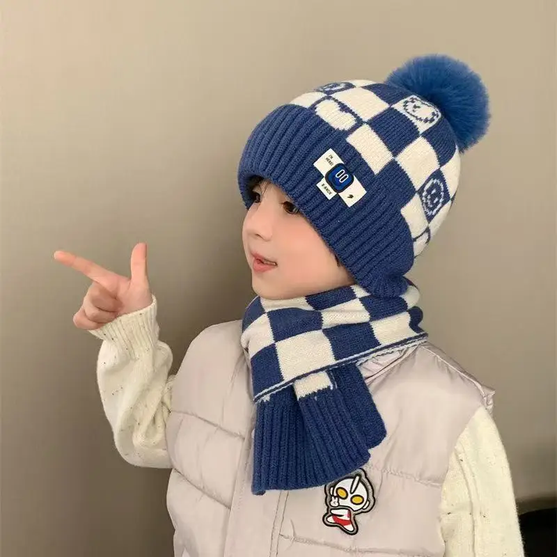Autumn and winter boys scarf two-piece set winter warm children's ear protection girls wool hat