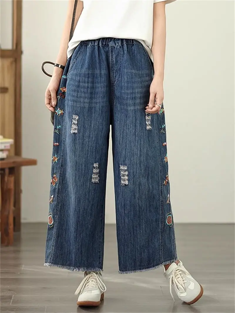 

Женские летние художественные джинсы 2025 года — прямые широкие брюки | Эластичная талия большого размера | Рваные джинсовые брюки с вышивкой G426
