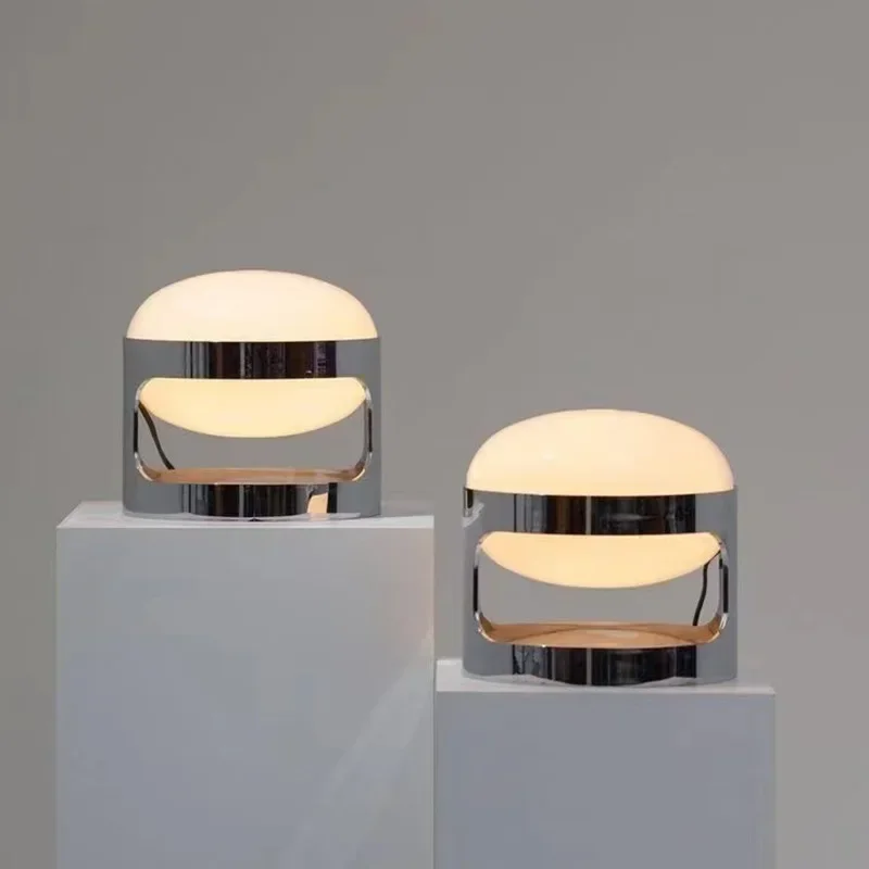 

Nordic Simple Art Postmodern Light Luxury Design Desk Lamp Bedroom Bedside High End Decorative Creative Desk Lamp Lighting