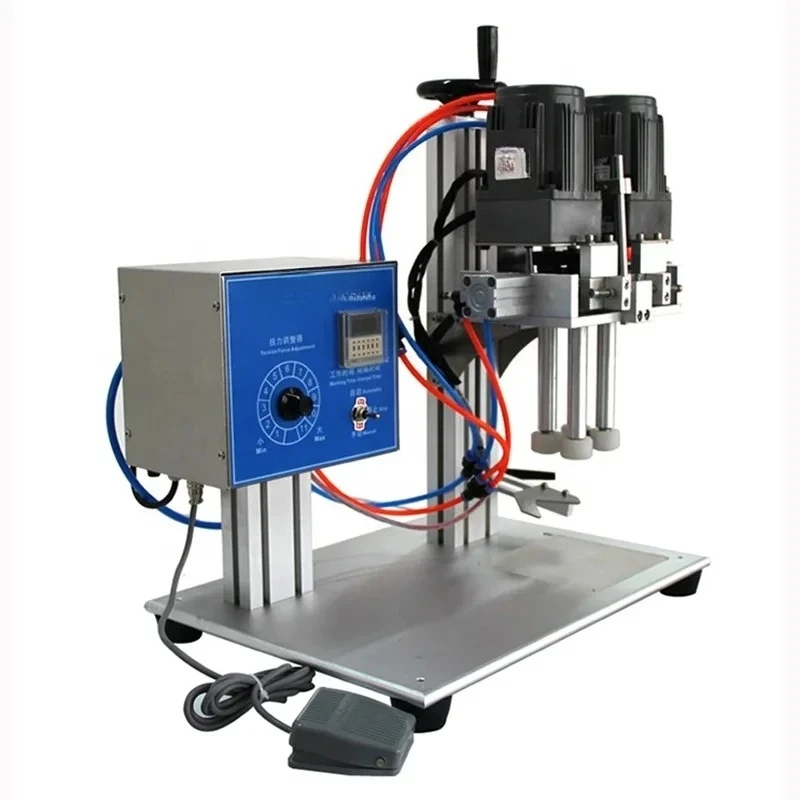 

Good Quality Auto Desktop Pneumatic s Water Spray Capping Bottle Cover Closing Machine