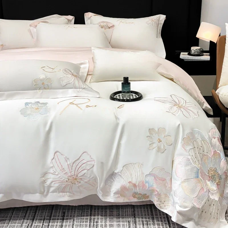 Premium Classe A, cotone satinato a fibra lunga, set da quattro pezzi, lusso leggero, copripiumino con fiori ricamati