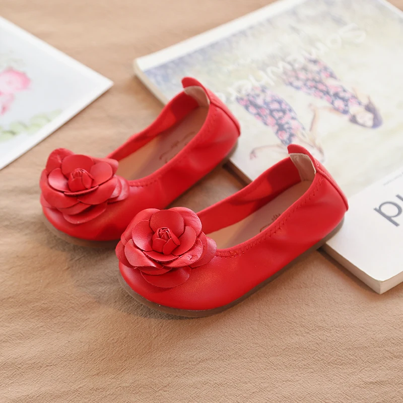 Zapatos de cuero sin cordones para niñas, zapatillas planas de Ballet con flores, color negro y rojo, novedad de 2024