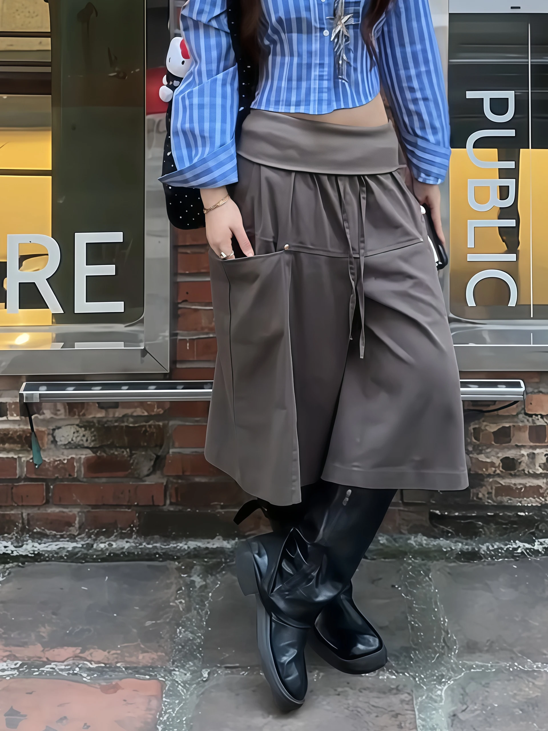 

American Retro Flip- Design 2026 Ultra-Fire Seven-Foot Pants Women Summer Street Small Loose Wide-Leg Shorts