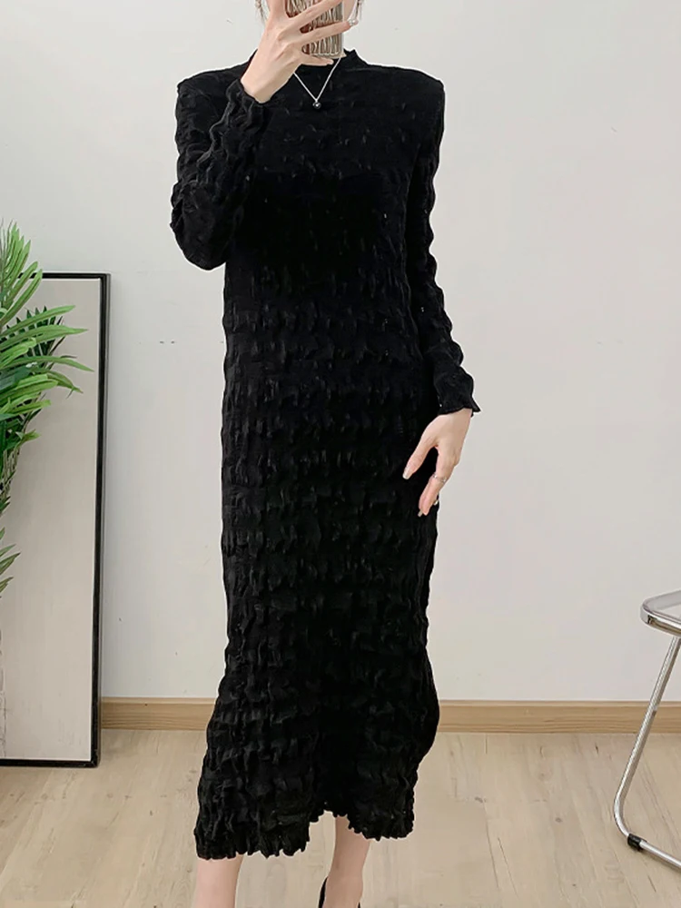 GVUW Pleated Slim Dress Women Round Collar Solid Full Sleeve Medium Long Female Fashion Temperament Pullover Dresses 17G8088