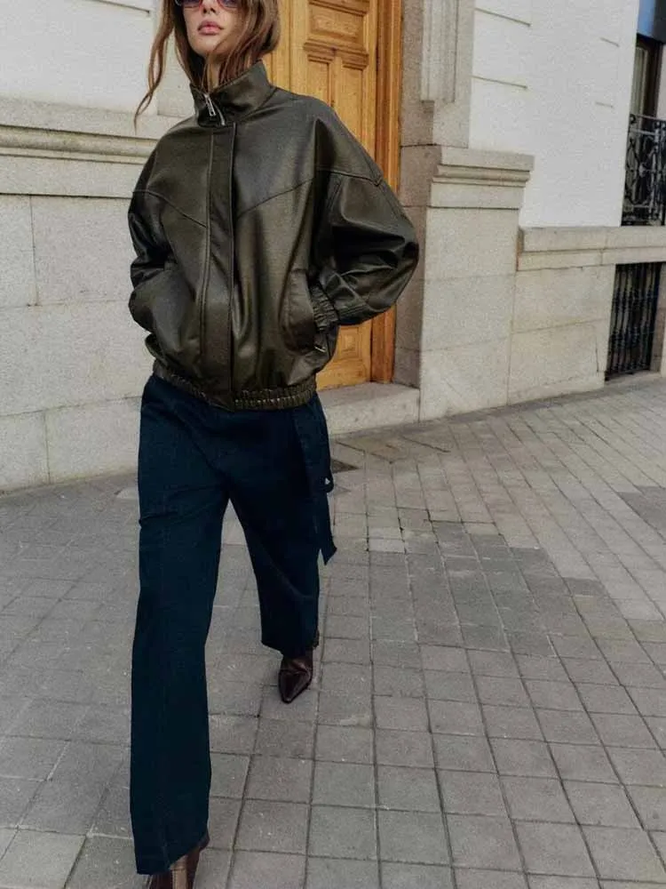 

Зимние новые поступления в европейском и американском стиле, модная женская куртка-бомбер из искусственной кожи с длинными рукавами и воротником-стойкой