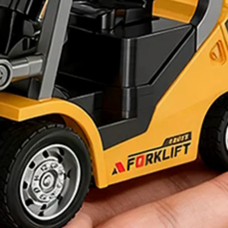 

New 1/64 Remote-Controlled Alloy Forklift Engineering Vehicle Tabletop Toys Model Collection Gift For Boys