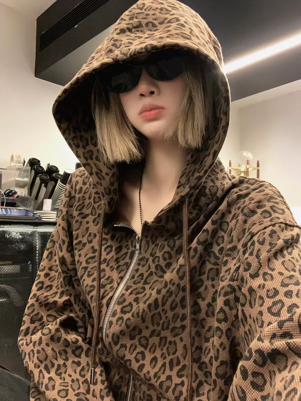 big zipper hoodie Leopard Print Hooded Zip-Up Jacket for Women Fall 2026 New Design Loose Fit Relaxed Trendy Outerwear Hoodies