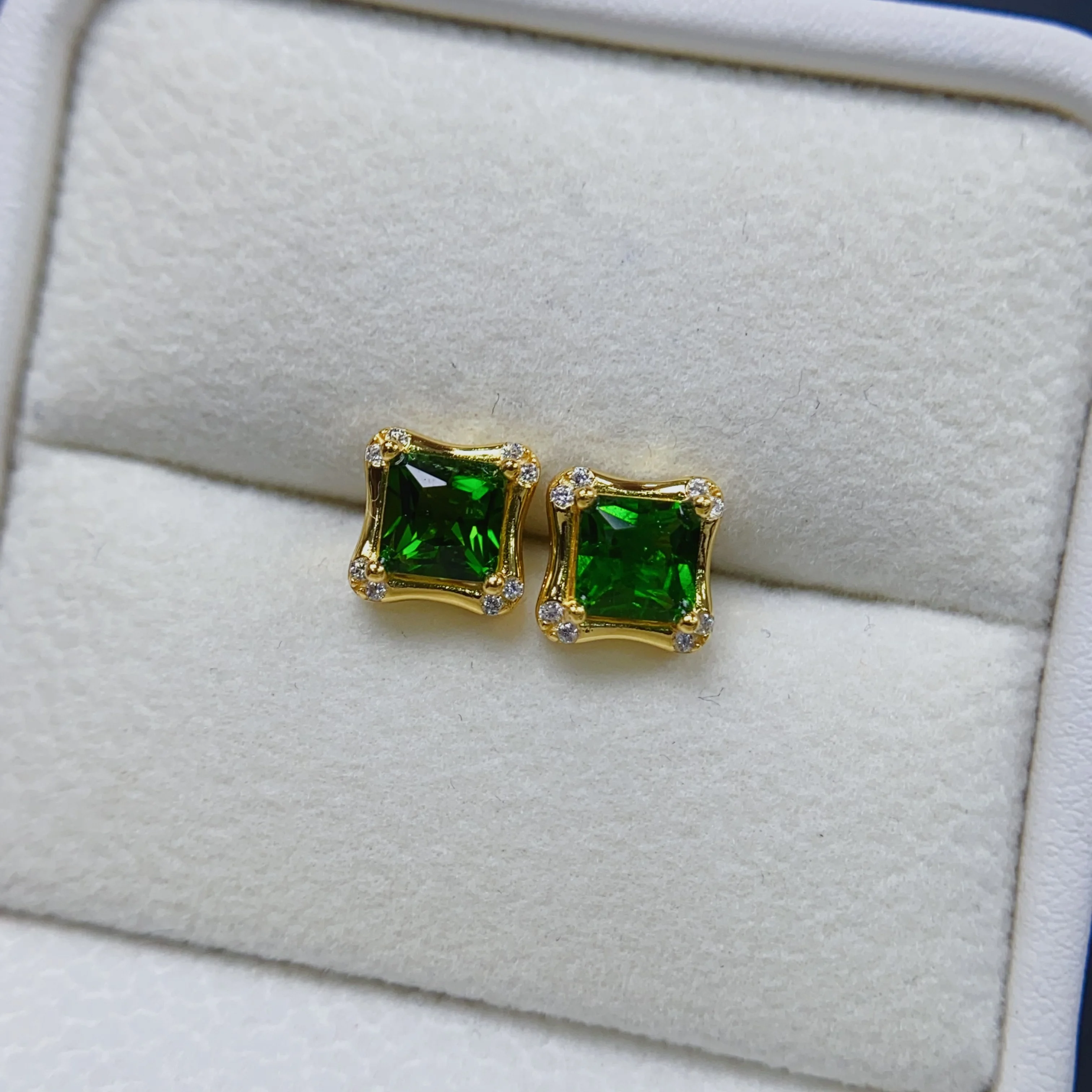 5mm Natural Diopside Earrings S925 Sterling Silver Certificate Fine Fashion Simple Design Charm Jewelry for Women FS
