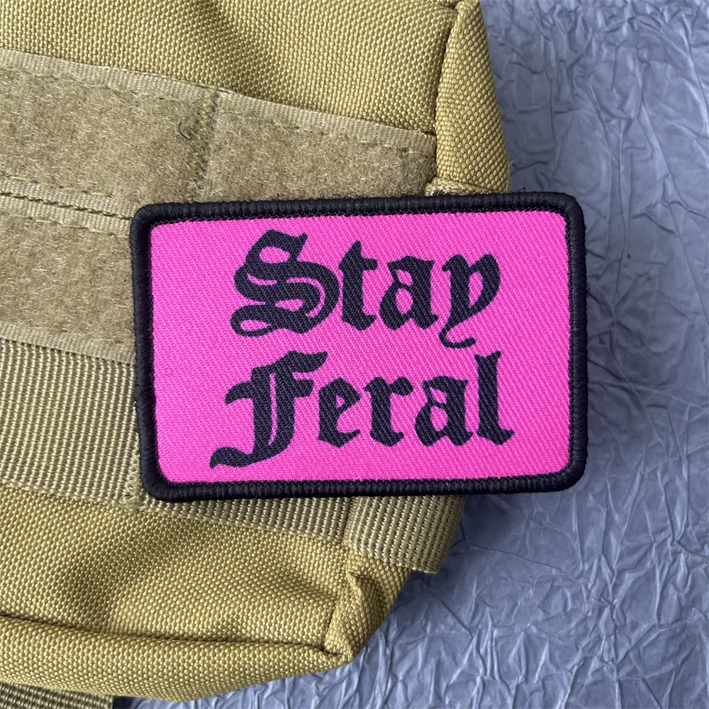 

Pink Feral Girls and Boys Printing Funny Patch Tactical and Military Accessories Hook and Loop Patches Backpack Wappen