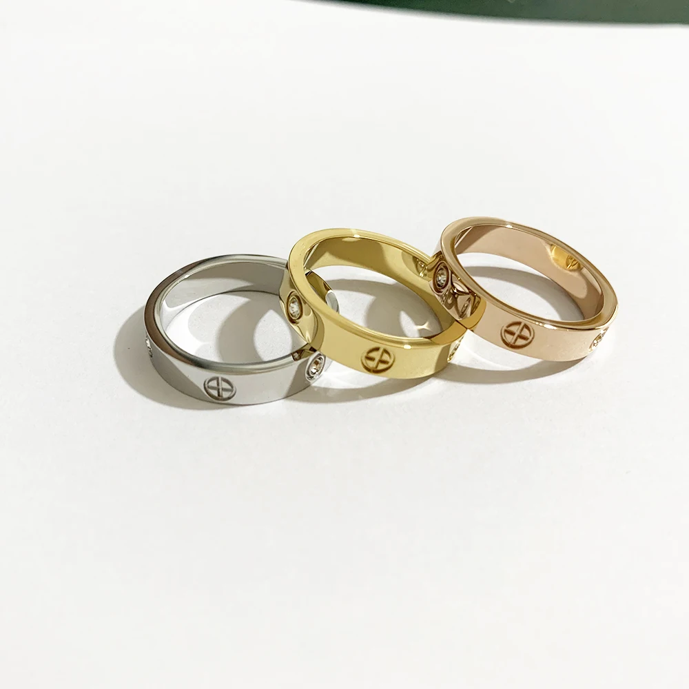 خاتم من الفولاذ المقاوم للصدأ للنساء والرجال مقاوم للماء مثقاب مياه خطوبة كلاسيكي ريترو اتجاهات المنتجات طلاء PVD