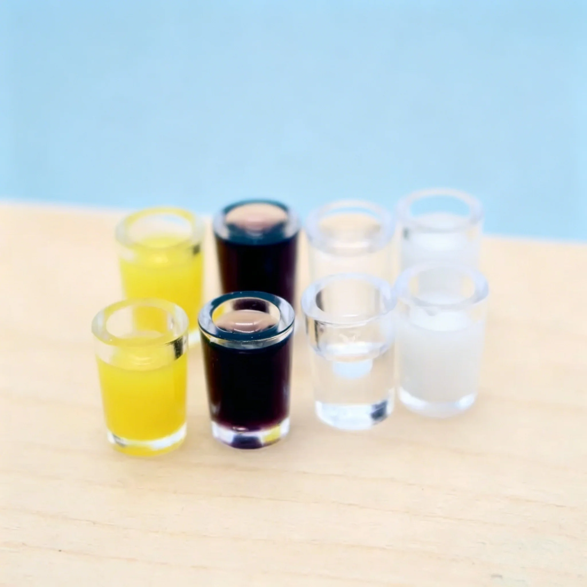 

4Pcs 1/12 Scale Dollhouse Mini Drink Cups, Realistic Milk Water Juice Coke Bottles for Kitchen Decor