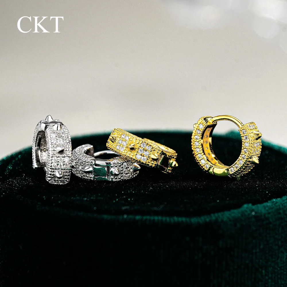 

CKT 18k Gold Diamond Bohemian Feather Hoop Earrings for Women Moissanite Platinum Pt950 Ethnic Gift for Teenagers Fine Jewelry