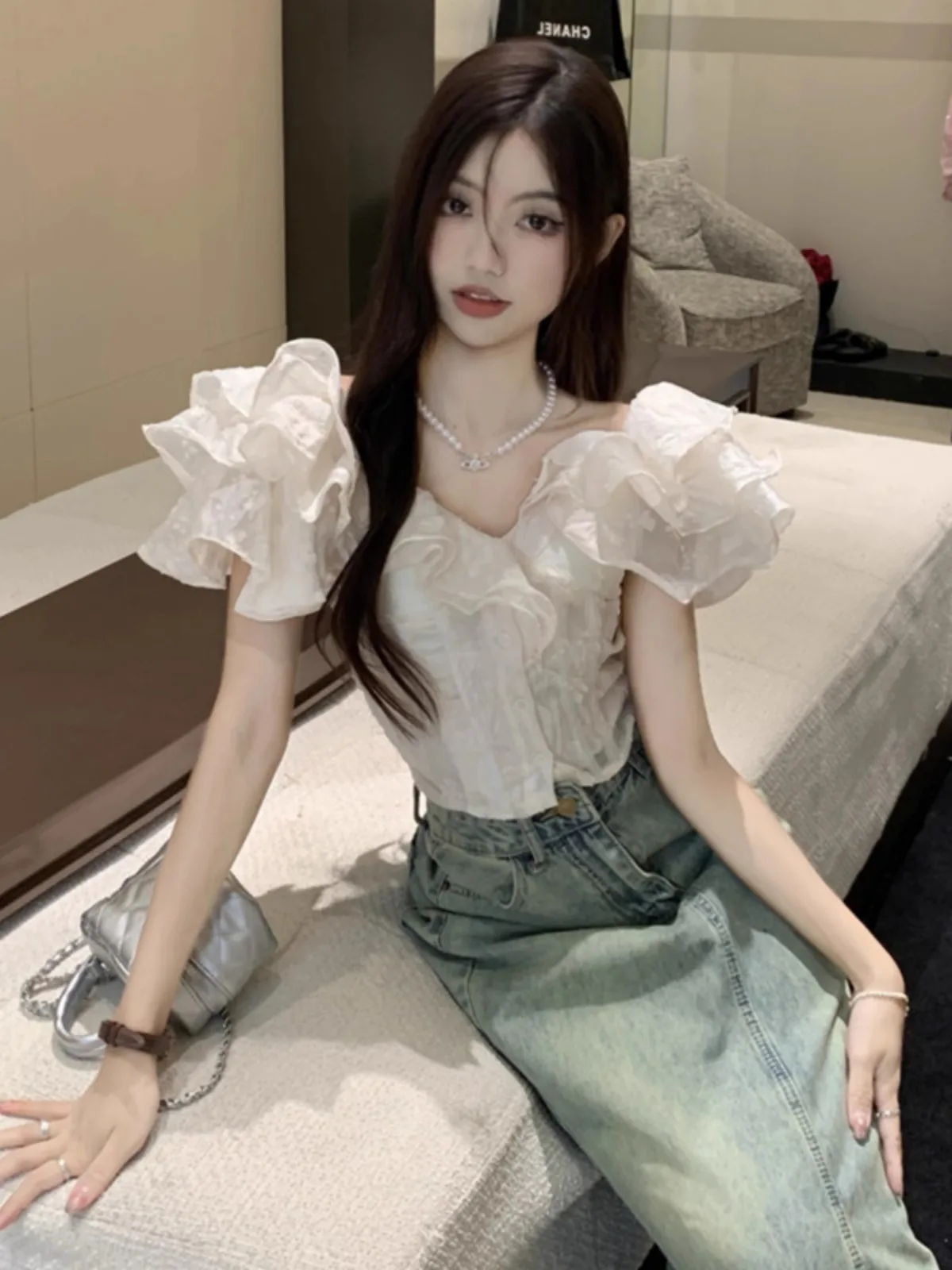 Slash Neck Shirts Women Short-sleeve White Crop Casual Tops Design Summer Sexy Ruffles Simple Tender Slim Attractive Fashion