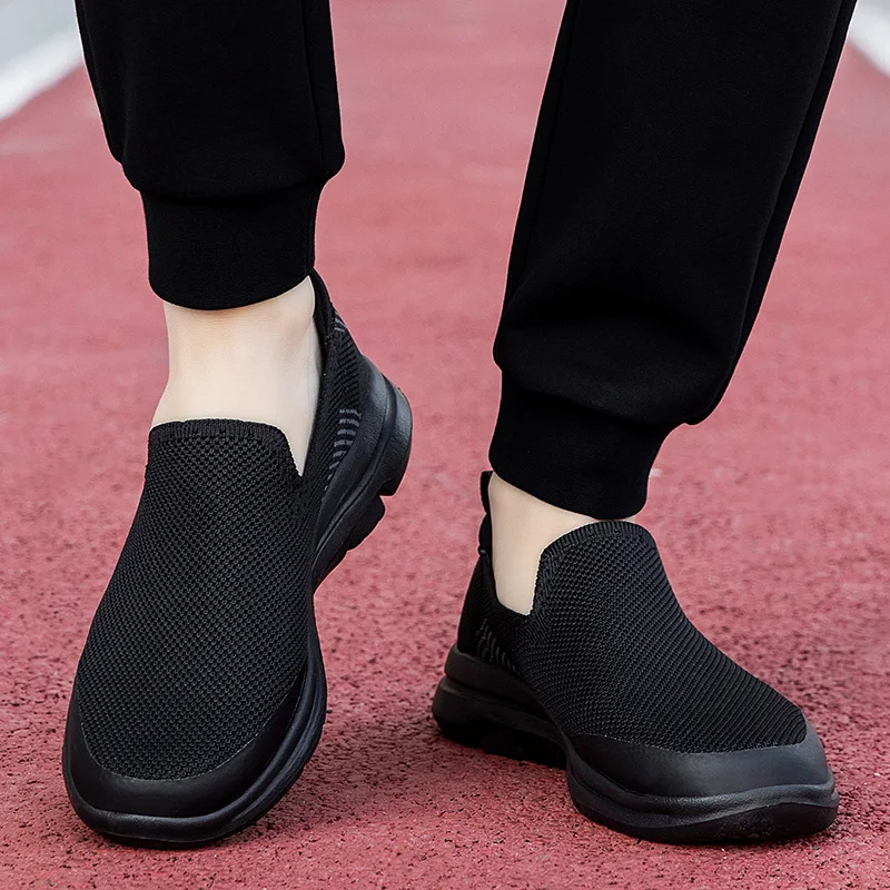 2024 Men Walking Shoes Mesh Light Comfortable Summer Loafers Sports Outdoor Flats Breathable Fitness Soft Sneakers Size 40-45