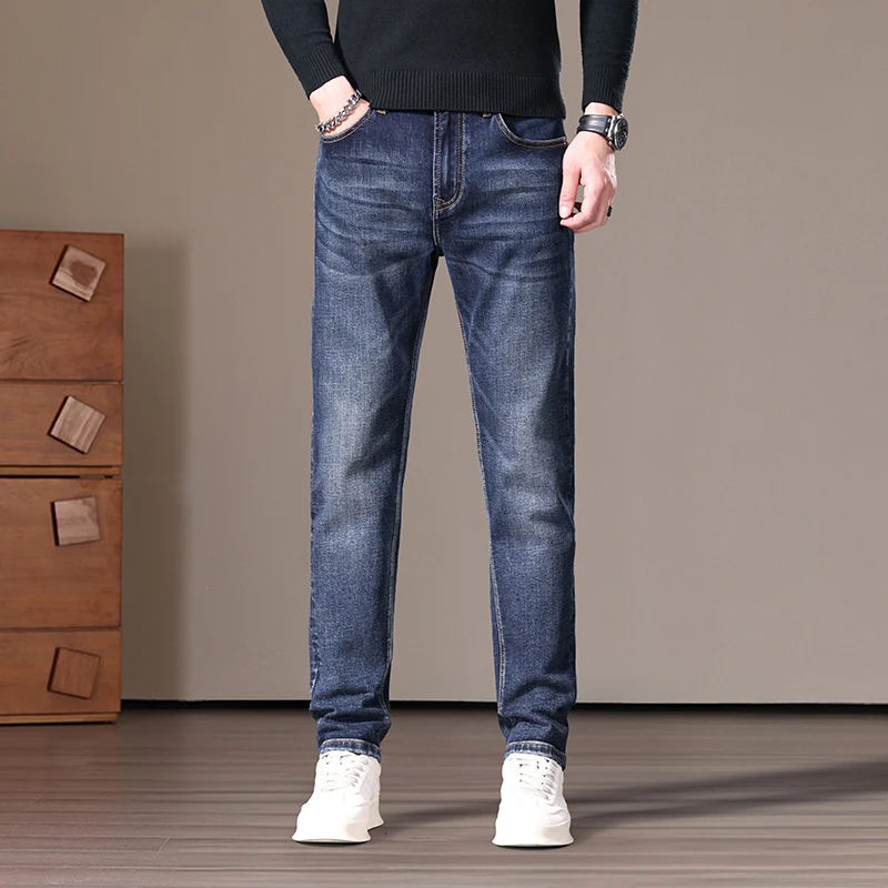 Jeans blu di fascia alta 2025 Pantaloni autunnali da uomo slim dritti elasticizzati autunno e inverno