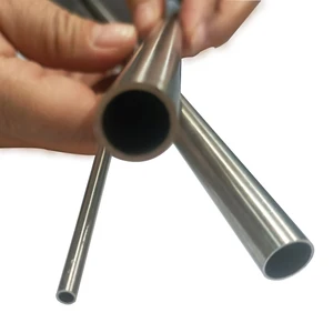 304 Edelstahl gerade Rohr ohne runde Haarnähen, 4x2mm, 8x6mm, 13x11mm, 14x12 mm, 10x8mm, 16x14 mm, 18x16 mm, 250 mm, 500 mm lang Hauptverkaufsstahlrohr für Schrotflinte - №3