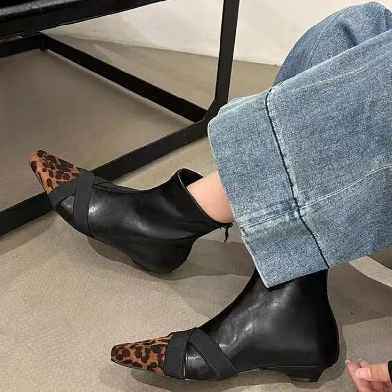 2025 novas mulheres de leopardo botas de tornozelo apontou toe couro chelsea saltos sapatos mulher tendência inverno goth sexy gladiador botas de mujer