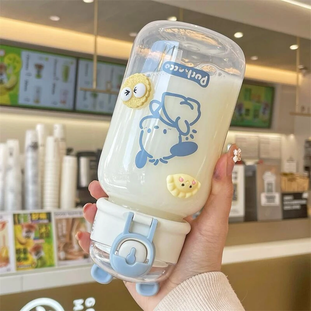 MINISO Hello Kitty 500ML słomkowa butelka na wodę Pochacco przenośna butelka do sportów wodnych Outdoor Fitness Travel Kawaii butelka na wodę