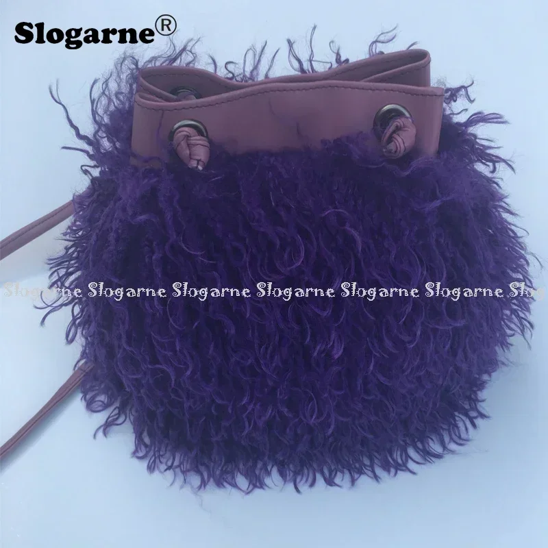 Women\'s 2024 Fashion Long Fur Handbag Fluffy Handbags Cute Love Women Fur Shoulder Bag Ladies Faux Furs Purse Luxury Bag Wallet