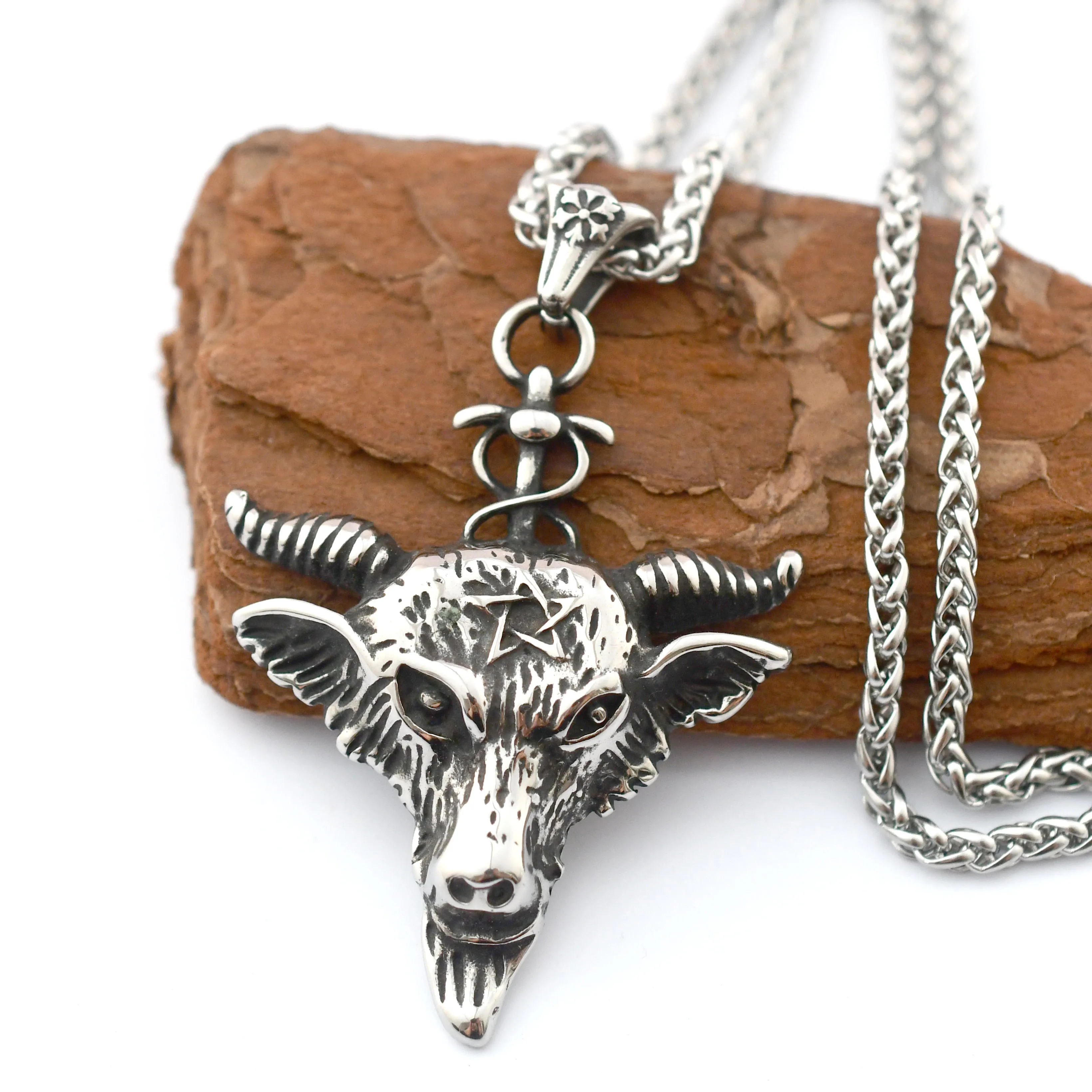 Viking Goat Head Stainless Steel Pendant Necklace Goat Head Monster Demon Pendant Viking Fashion Jewelry