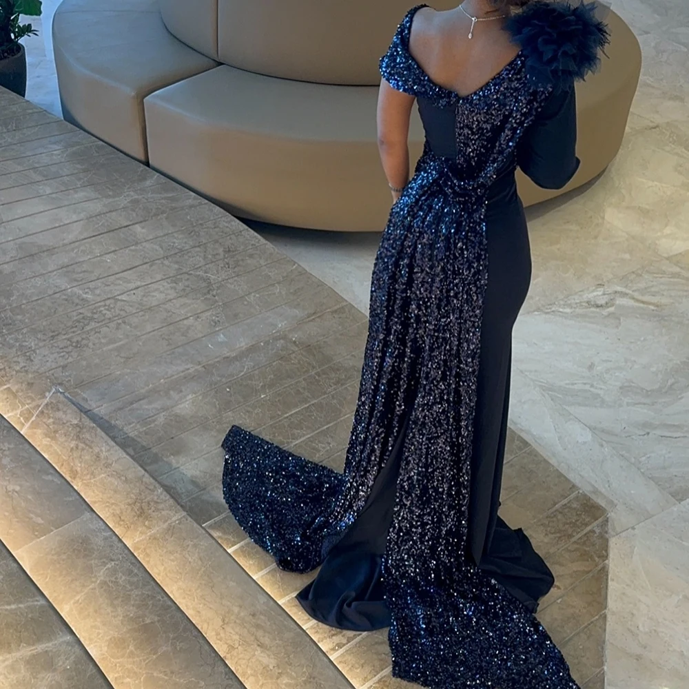 

Customized Mermaid Evening Dresses Floor-length V-neck Full Sleeve Prom Gown Simple Fashion Sequined Draped Backless Party Gown