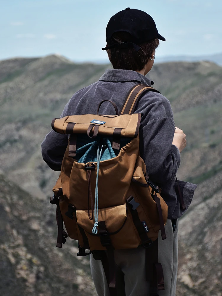 

Large capacity simple clamshell travel backpack short hiking camping portable backpack