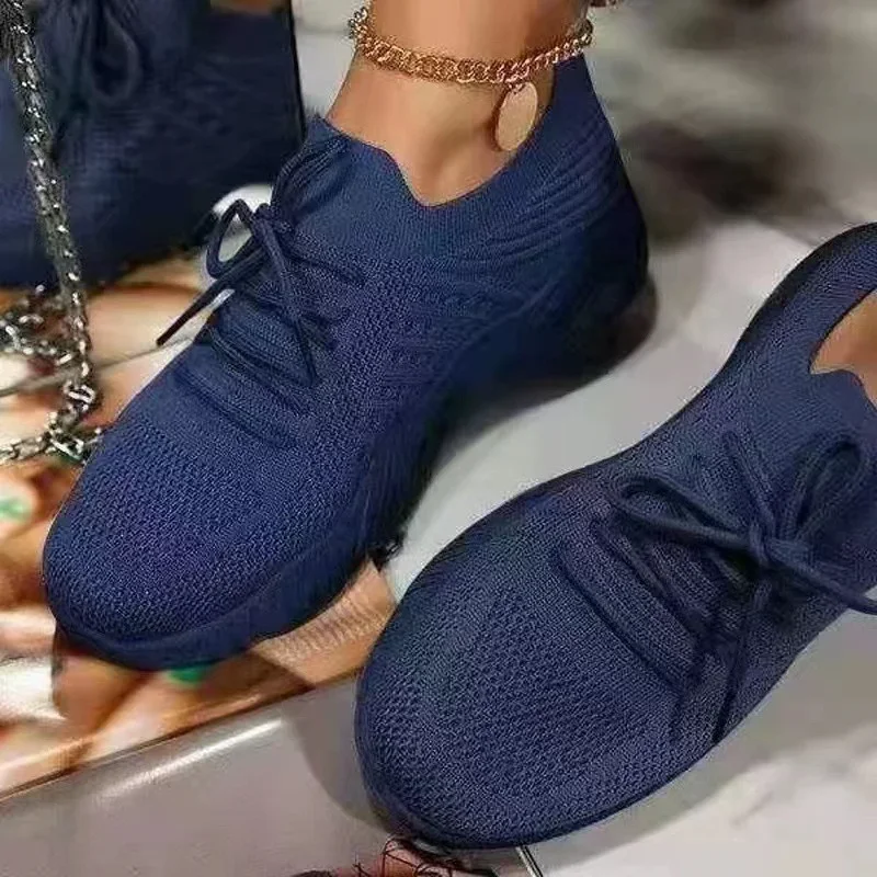 Zapatillas de deporte de malla transpirable para mujer, zapatos deportivos de plataforma a la moda, vulcanizados ligeros de talla grande, tenis, 2024