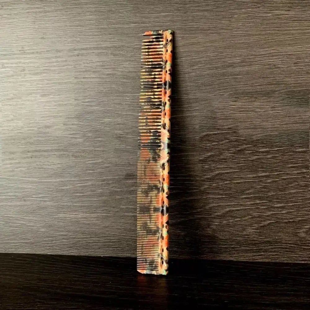 New Plastic Hair Cutting Comb Exquisite Female Pro Hairdressing Combs Salon Gift Professional Fine Cutting Comb