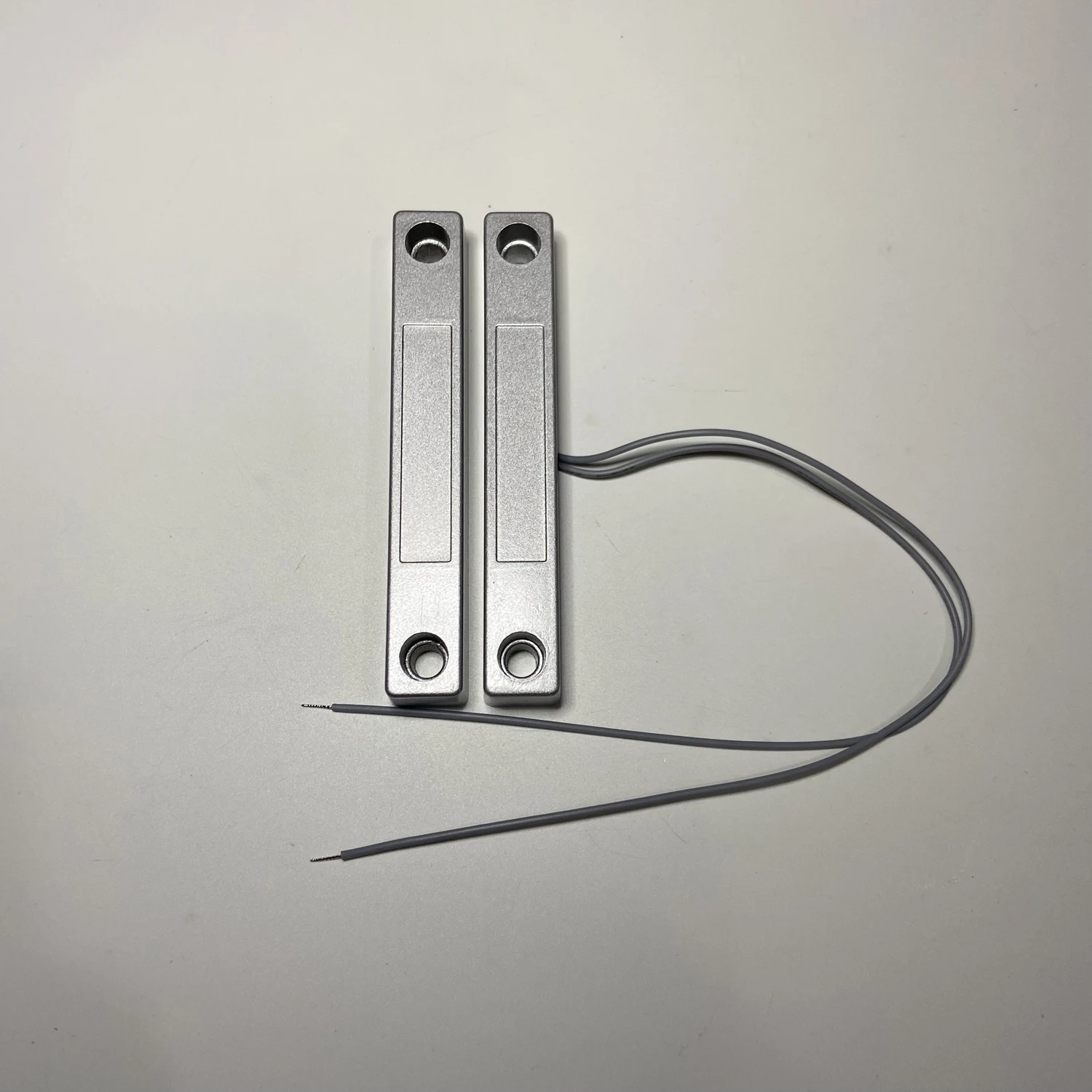 Zinc Alloy Door Contact Sensor For Metal Fire Control Door Normally Close Signal Output Magnetic Switch Position Limit detector