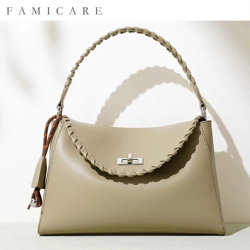 

New Women's Fashionable Crescent Handheld Lady Shoulder Bag Girls Versatile Crossbody French Niche Design Simple Commuter Style