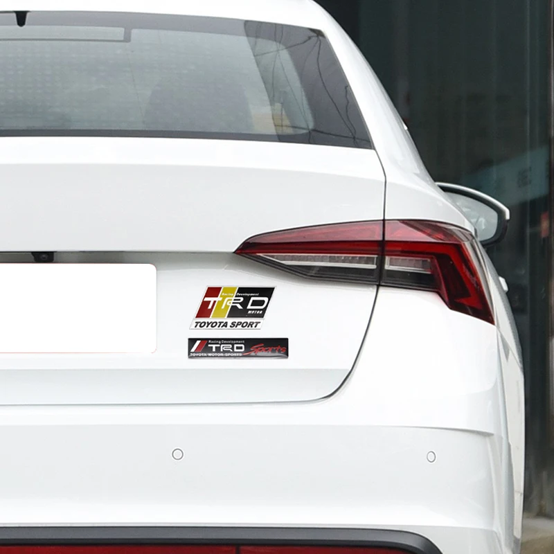 ثلاثية الأبعاد سيارة الألومنيوم ملصق شعار شارة الشارات اكسسوارات لتويوتا كورولا يارس Aygo بريوس CHR كامري أوريس أفينسيس كروزر TRD #4