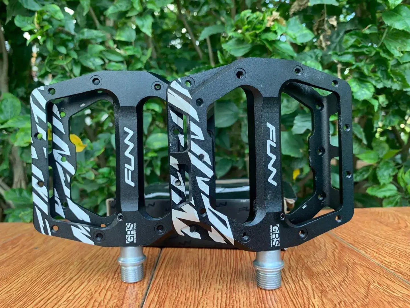 Funn Funndamental Bike MTB BMX DH Pedal one pair