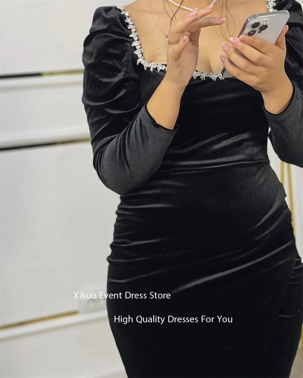 فساتين سهرة Xikuo كريستال مخملية بفتحة جانبية وفتحة رقبة مربعة رداء حفلات مكشكش حورية البحر فيستدوس دي نوش أنيقة مخصصة