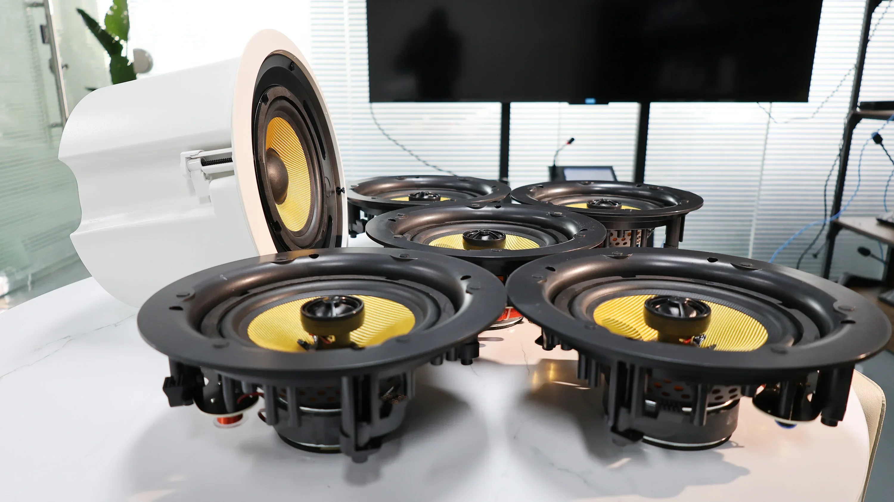 

WiFi Bluetooth Speaker Ceiling Speaker Home Theater 5.1 Wireless TV Speaker Used In Living Room/kitchen/bathroom/bedroom