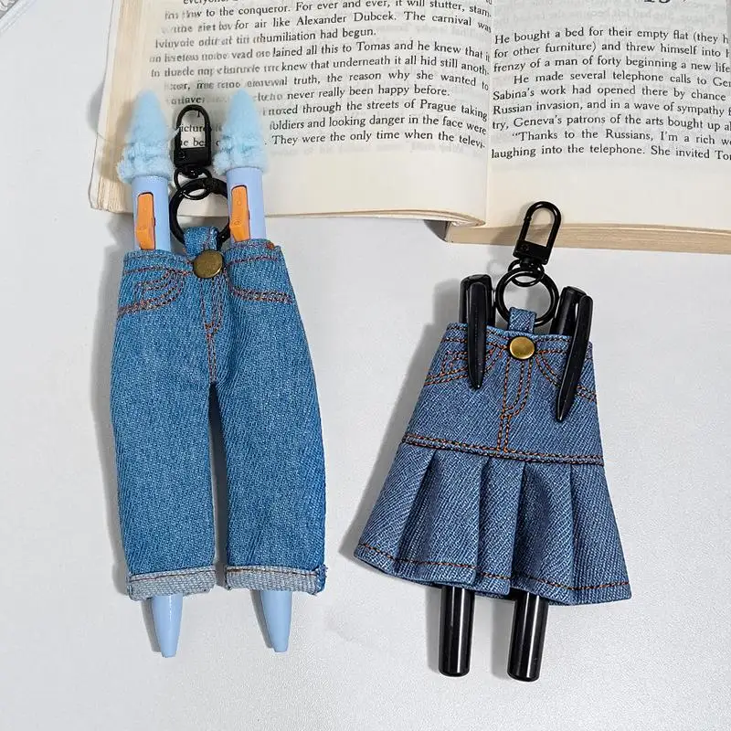 Ins Kreativer Mini-Jeansstoff-Stifthalter mit Clip, Vintage-Jeansrock-Stiftetui, Schlüsselanhänger, tragbare Stoff-Schreibwaren-Tasche – Detail 1