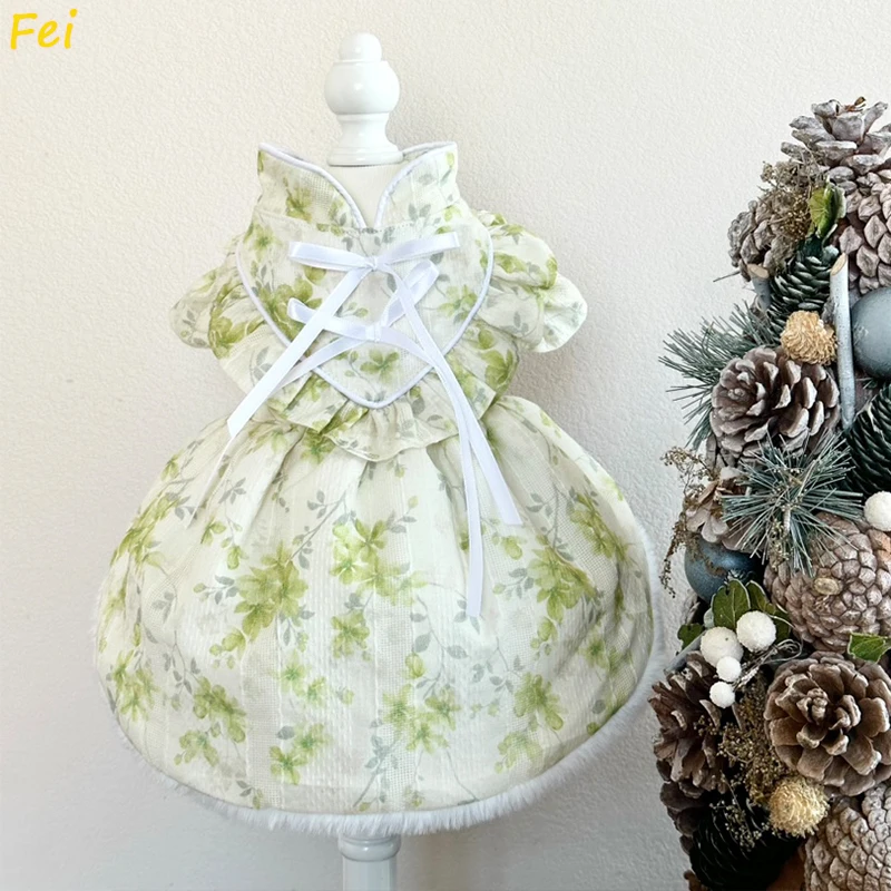 

Winter Floral Dog Dress - Fleece Lined Princess Gown for Small Dogs, Thermal Pet Skirt with Detachable Bow, Photo Shoot Outfit