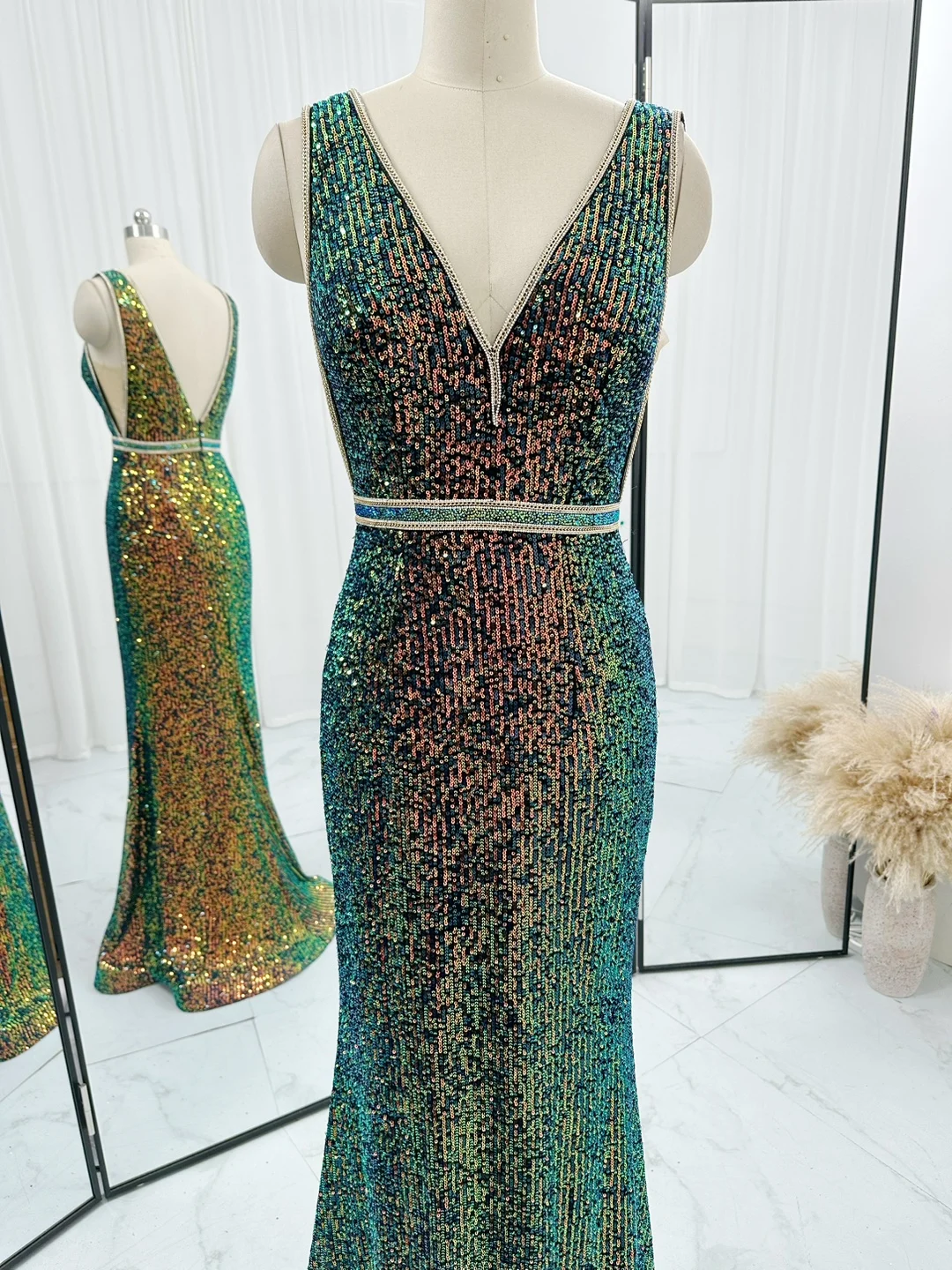 Gradient Green High -End Celebrity Celebrity Mermaid Sequenant V Sectional Dress Dress M1134