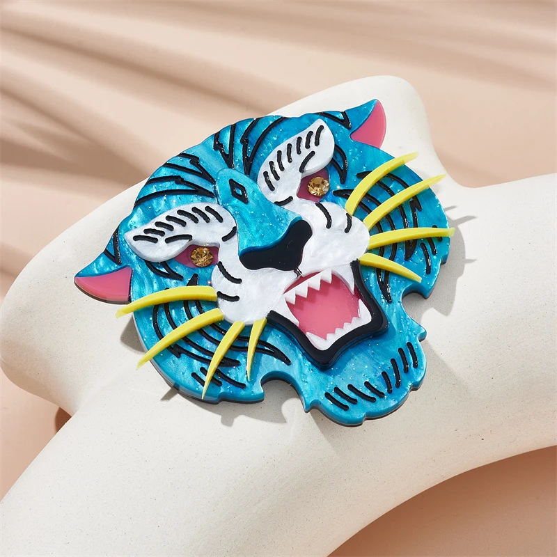 MEYRROYU Cartoon Blue Fierce Tiger Brooches Women\'s Stylish Acrylic Material Animal Badge Gifts Pins Accessories Jewelry Брошь