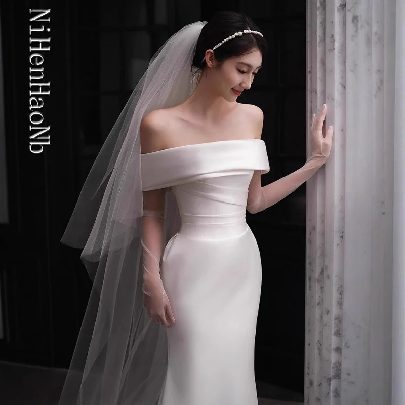 الفرنسية كلمة واحدة الكتف فستان الزفاف الخفيف العروس ذيل السمكة فستان فاخر الراقية مزاجه الساتان ترحيب