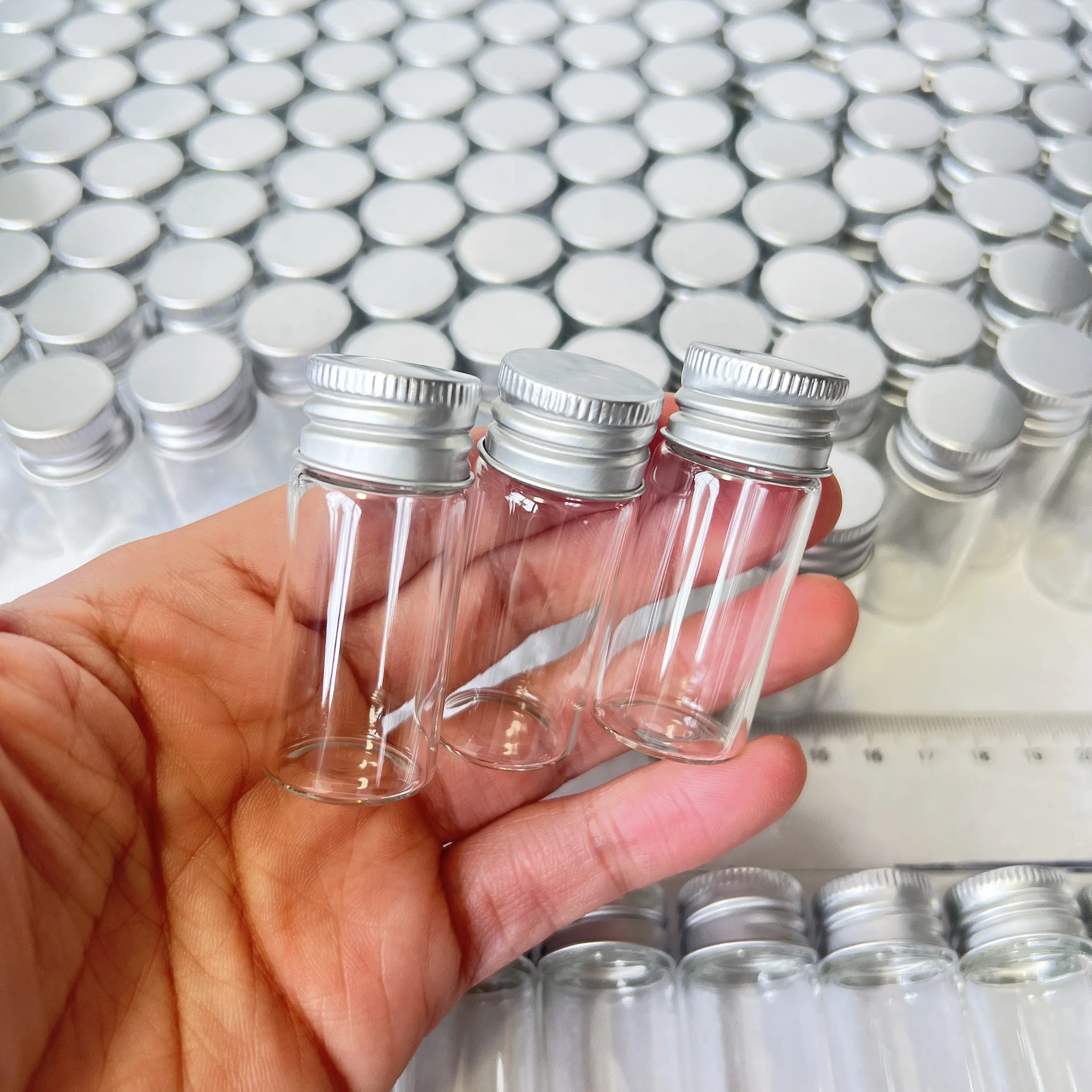 

45/70/100 шт. 10 мл стеклянные бутылки с серебряной крышкой 13 × 22 × 50 мм мини-флаконы декоративные пробирки флаконы для хранения DIY ремесла банки для специй