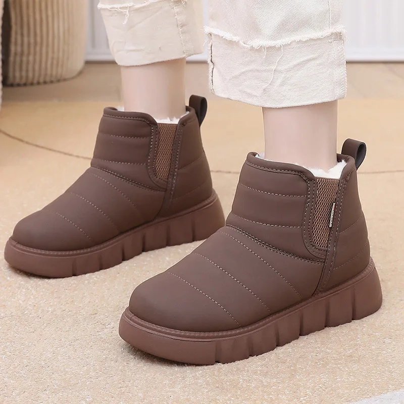 Winter Women's Fashion Warm Flat Cotton Boots Female Lightweight Casual Soft Shoes Comfortable Slip-on Plugging Thickening Boots