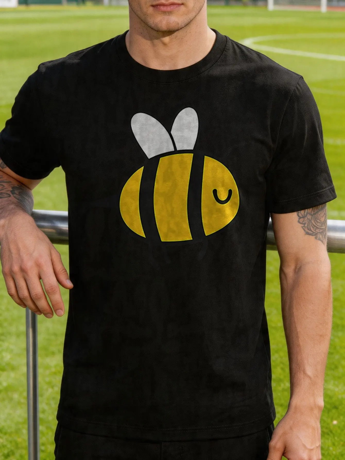 Cute Cartoon Smiling Bee Graphic Mens T Shirt Vintage Insect Art Short Sleeve Crew Neck Cotton Tee Street Casual Wear Top