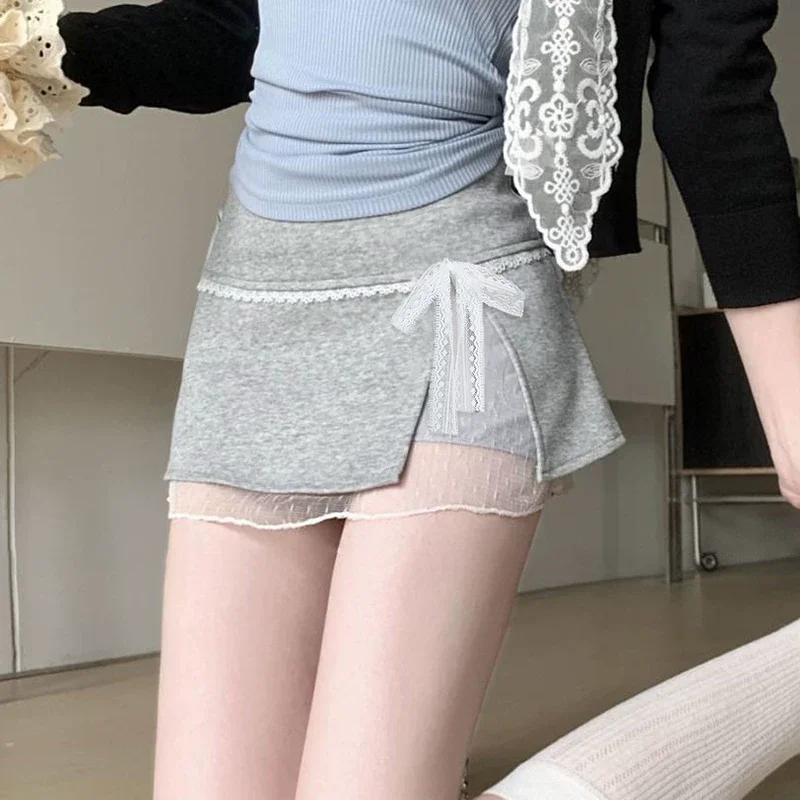 

Короткие юбки А-силуэта для женщин: осенне-весенние, вязаные, многослойные, средней длины, теплые, комфортные, мягкие, уютные, повседневные, практичные, молодежные