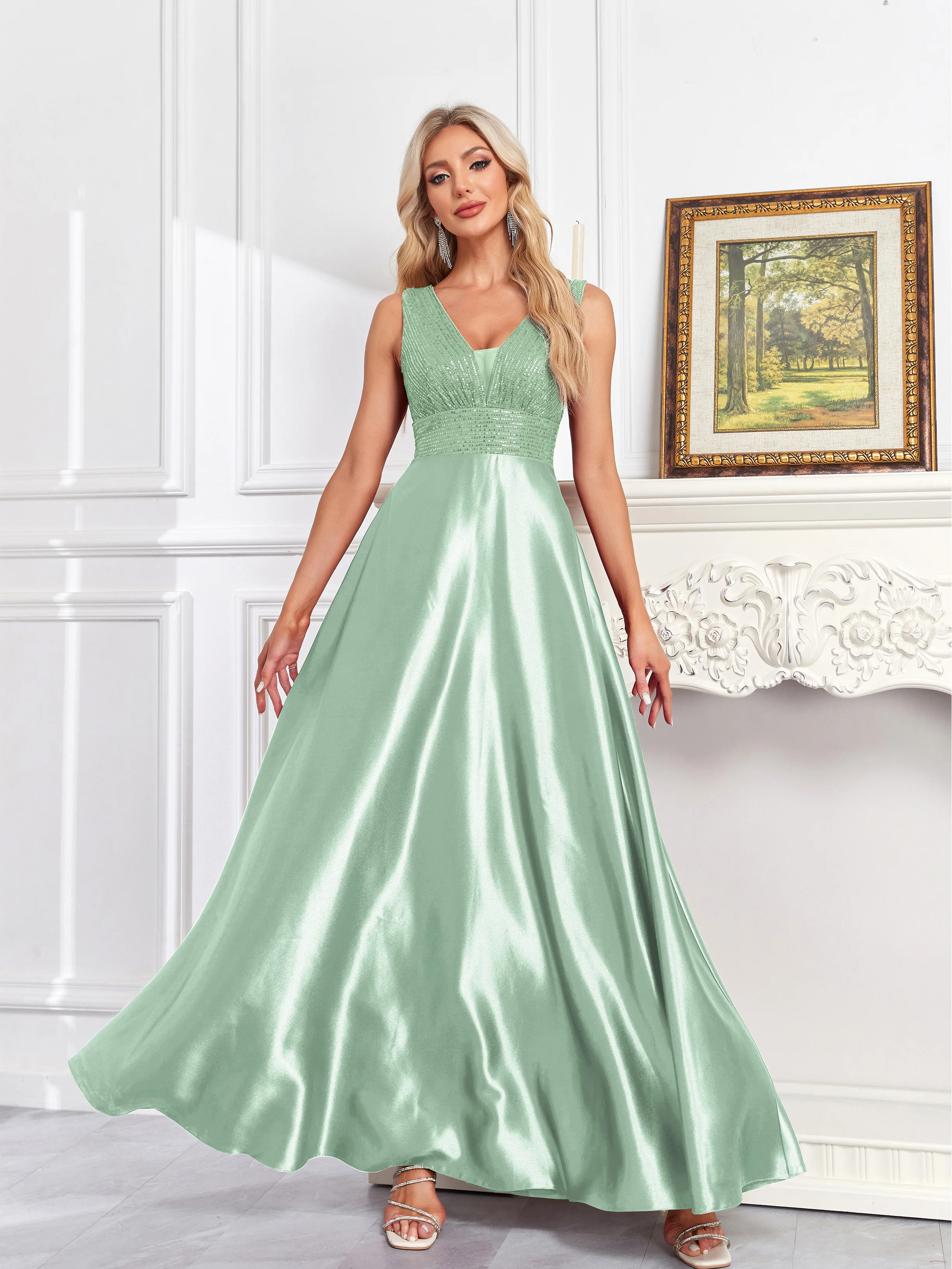 XUIBOL arty dress with a V-neck and sequined bodice, satin skirt for a luxurious evening gown.