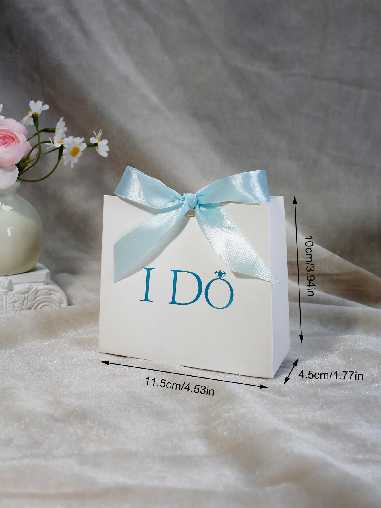 صندوق حلوى لتزيين حفلات الزفاف وحفلات استقبال المولود الجديد وأقواس السعادة والاحتفال بالرفيق وتغليف الهدايا المفضلة للحفلات ﻿