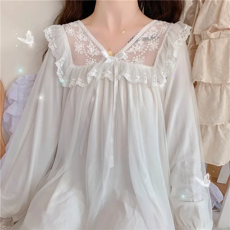 Princess Ladies Victorian Vintage Nightgowns Women Lolita Sleepwear Peignoirs Girl Lounge Wear White Embroidery Lace Night Dress