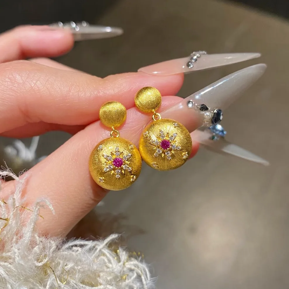 

Vintage K18 Gold Color Brushed Snowflake Earrings for Women Valentine's Day Birthday Bead Stud Earrings Birthday Jewelry Gifts