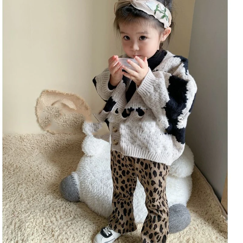 Autunno inverno moda Kawaii ragazze maglione e pantaloni leopardati due pezzi vestito manica lunga Cardigan bambini capispalla set per bambini