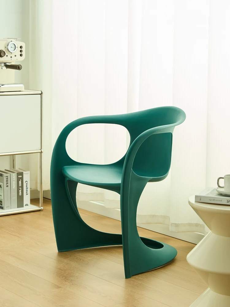 Customized Plastic Chair Home Furniture Living Room Backrest Armchair Home Dining Chairs Balcony Leisure Chair Reception Chairs
