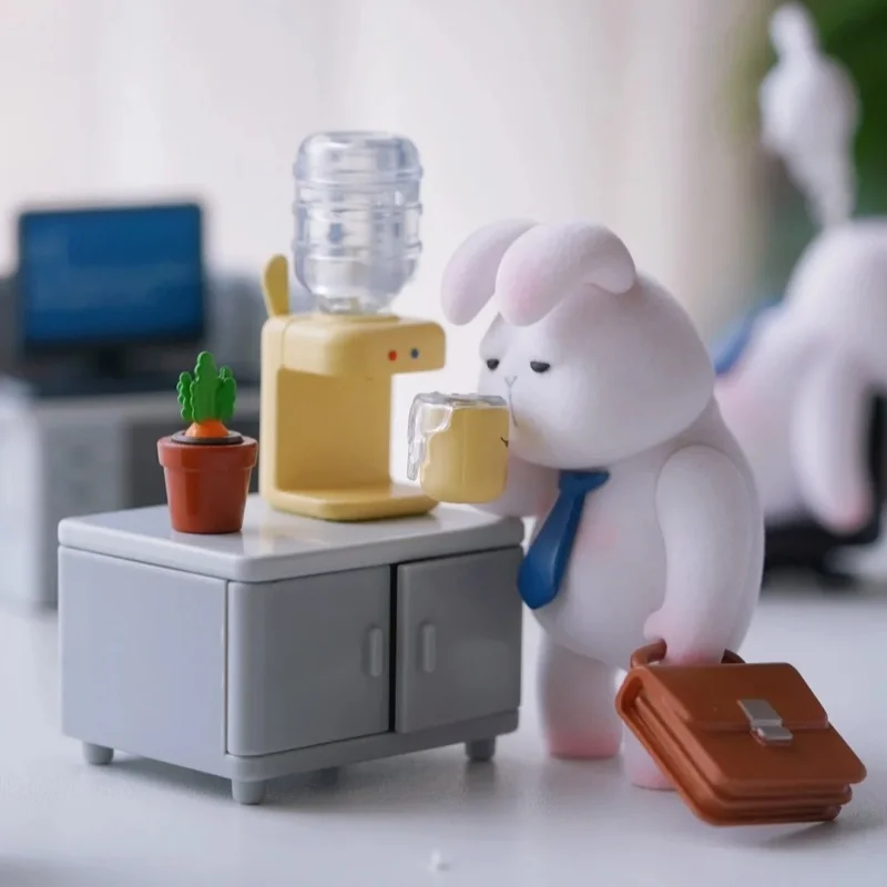 

В наличии Супер милый понедельник Брюс не хочет идти на работу Слепая коробка четвертого поколения Креативная загадочная коробка Специальные подарки